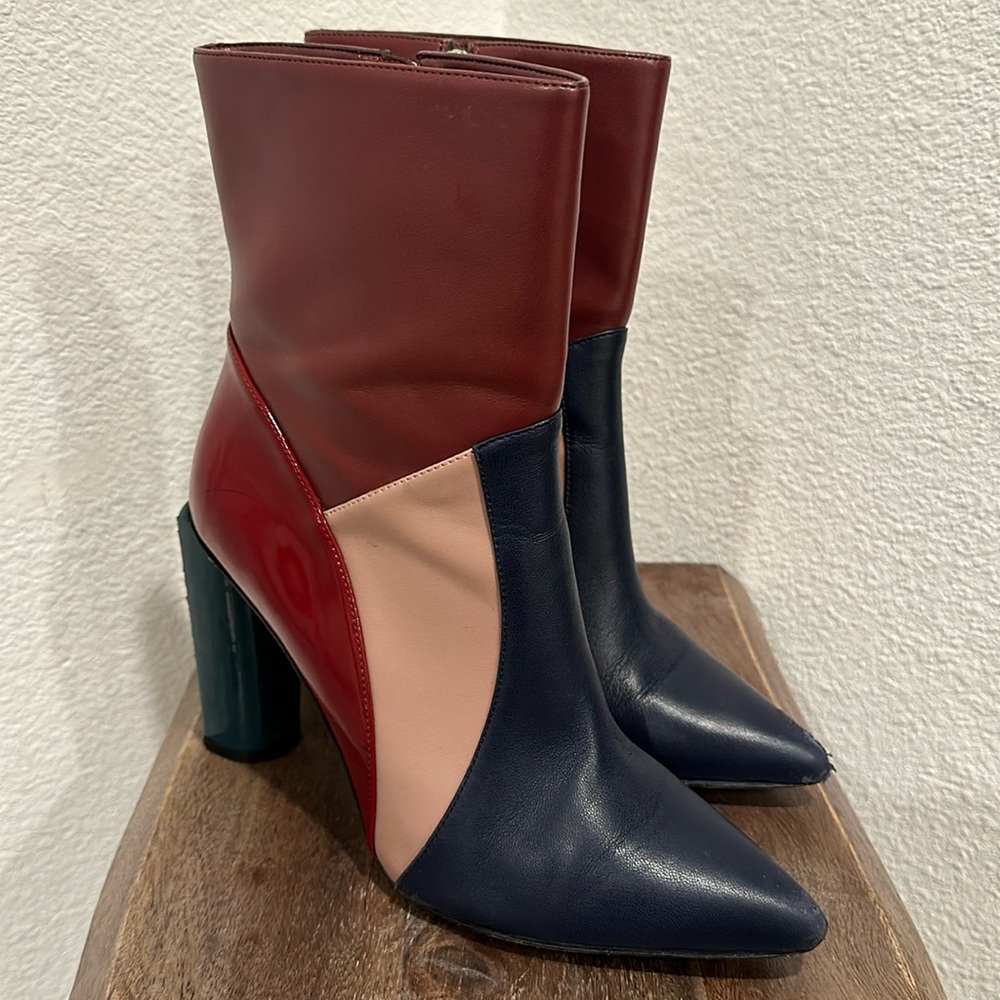 Di by Dione Colorblock Blue/Red/Tan/Burgundy/Green Leather Heeled Boots US 9
